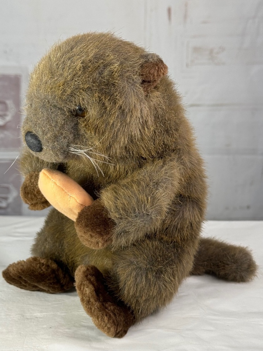 Sea World Otter Holding Sea Shell Plush Stuffed Animal Toy 9" 🦦